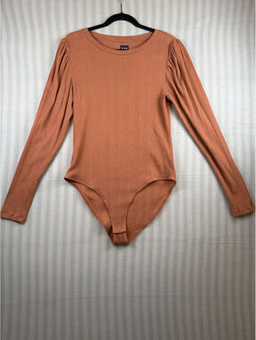GAP Women's Long Sleeve Ribbed Bodysuit in Rust Orange, Size Large